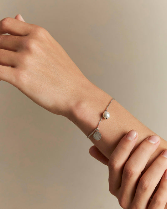 ROSEFIELD Armband Muschel mit Perle Silber JSPBRS-J164