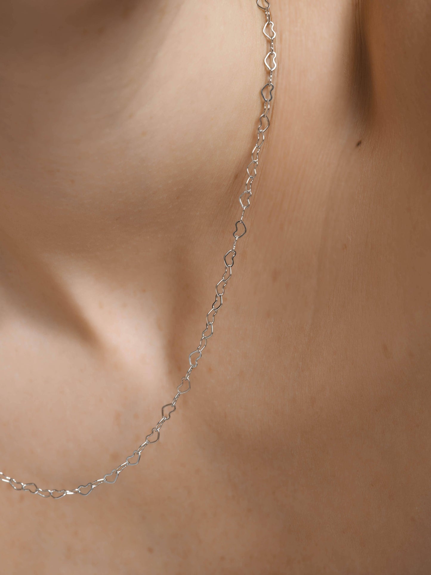 ROSEFIELD Halskette Herzen Chain Silver