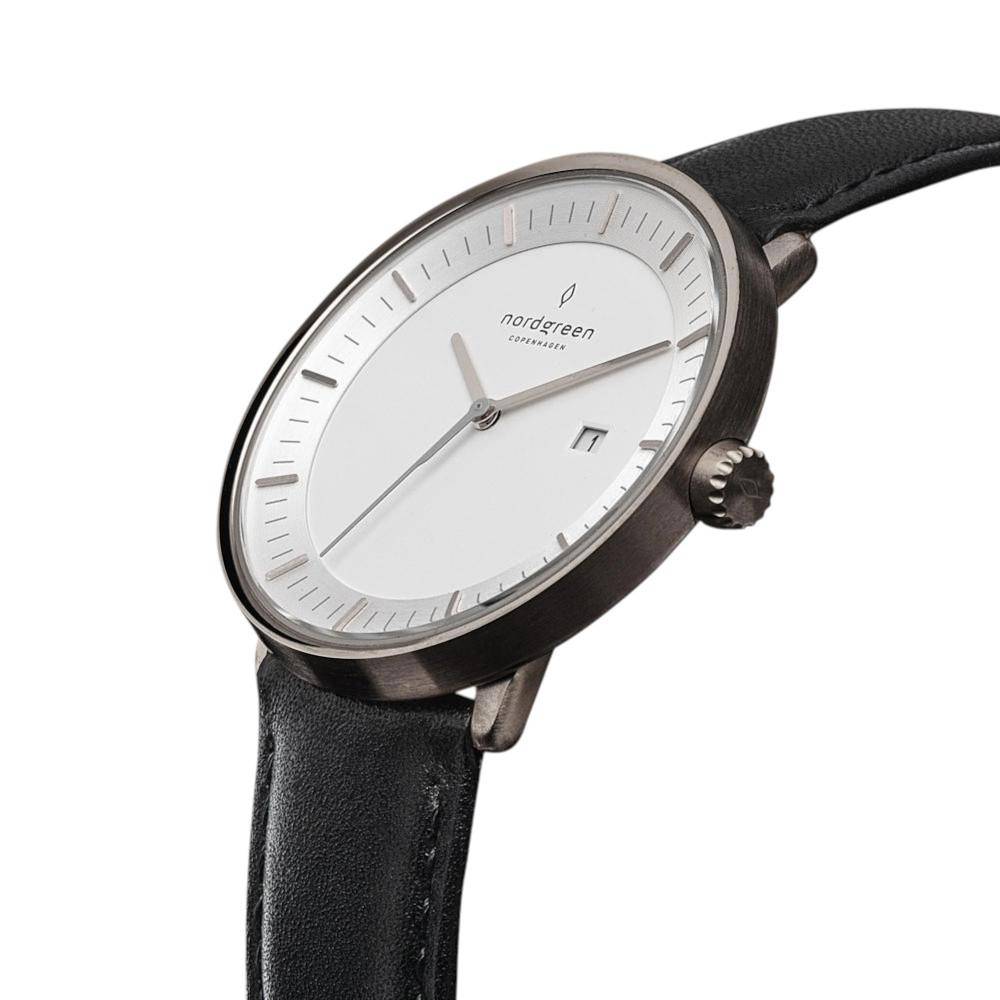 NORDGREEN Herrenuhr Philosopher 40 mm Grau Schwarz Leder