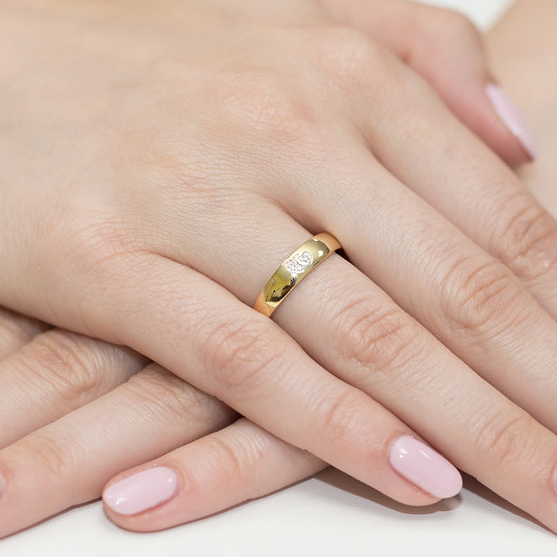 Diamant-Ring Echtgold Herz 0,019 ct – Tragebild